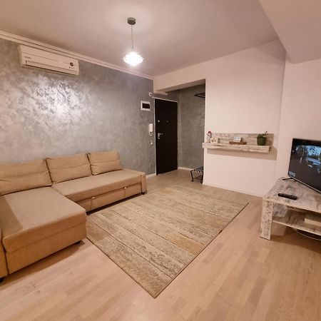Park Residence 5, 2 Bedroom Apartment Bucharest Exterior photo